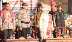 Forkopimda Kota Binjai Kompak Hadiri Upacara Hardiknas Di Smpn 9, Pakaian Adat Jadi Simbol Kebhinekaan
