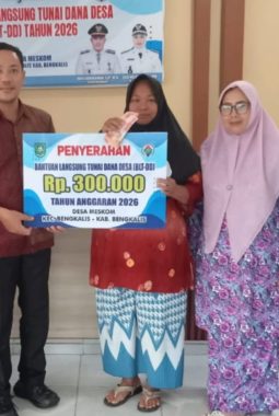 Pemdes Meskom Telah Salurkan Bantuan Langsung Tunai (BLT) DD Sebanyak 33 Keluarga Penerima Manfaat(KPM )