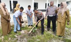 Tanamkan Budaya Tertib Berlalu Lintas Sejak Dini, Ditlantas Polda Riau Hadirkan Police Goes To School dan Green Policing di SMKN 6 Pekanbaru
