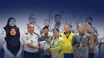Ibadah Buddha di Lapas Narkotika Rumbai, Warga Binaan Terima Donasi Buku Keagamaan