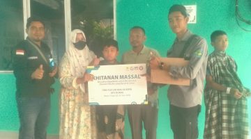 PLN (Persero) ULP Bagansiapiapi Bersama YBM PLN Riau Kepri UP 3 Dumai Adakan Khitan Masal.
