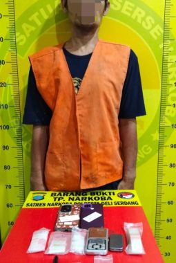 *Bekuk Pengedar Narkoba, Satres Narkoba Polresta Deli Serdang amankan Barang Bukti*
