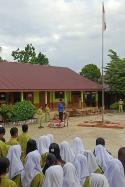 Kepala SMPN 6 Siak Hulu Tegaskan Komitmen Hapus Diskriminasi dan Perkuat Kemitraan School-Community