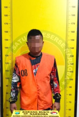 *Sabu seberat 9,36 gram bersama pemiliknya diamankan Satresnarkoba Polresta Deli Serdang*