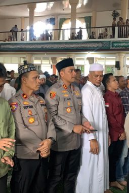 *Kapolres Binjai ajak PJU Safari Salat Jumat Bersama Masyarakat di Masjid Agung Kota Binjai*