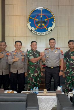 Kokohkan Sinergitas TNI-Polri, Kapolres Binjai Bersama PJU Gelar Silaturahmi ke Mako Yonarhanud 11/WBY