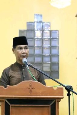 Maulid Nabi di Tebingtinggi Barat, Sekda Meranti Ingatkan Warga Soal Bahaya Karhutla