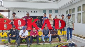 Puluhan wartawan Adakan Aksi Datangi Kantor BPKAD Rohil
