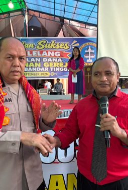 Polres Langkat Salurkan 100 Sak Material untuk Pembangunan Gereja GBKP Runggun Titi Besi
