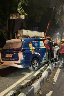 Kasatlantas Perihal Kecelakaan Mobil PLN